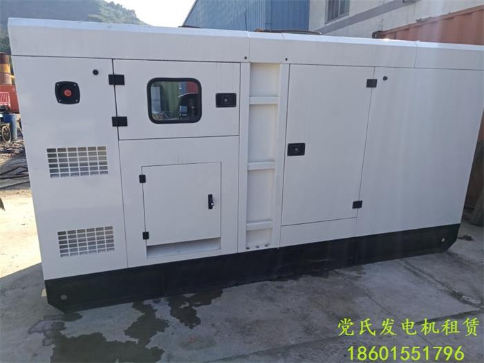 常州新北區(qū)發(fā)電機(jī)出租租賃靜音東風(fēng)康明斯150kw發(fā)電機(jī)出租