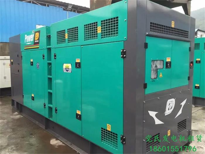 江蘇常州溧陽發(fā)電機出租租賃靜音康明斯300kw柴油發(fā)電機組租賃