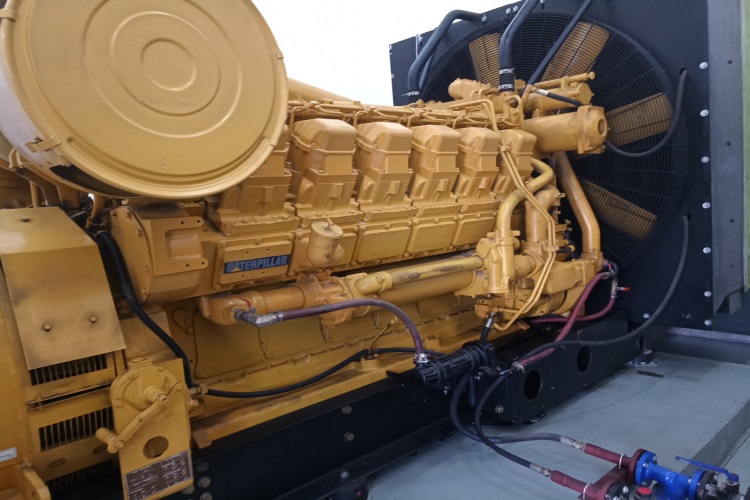 卡特彼勒大型柴油發(fā)電機(jī)出租租賃公司